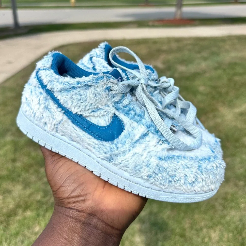 Nike Dunk Low Little Boys Sneakers Size 13 Celestine Blue Abominable Snowman